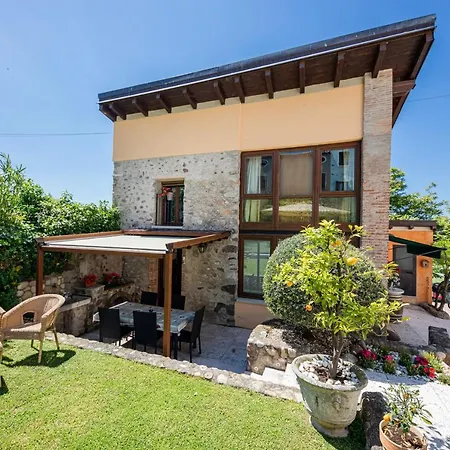 Casa Borgo Di Calmasino * Bardolino