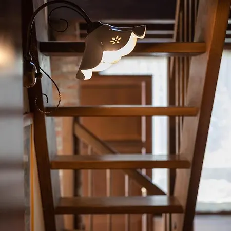 Casa Borgo Di Calmasino Bardolino